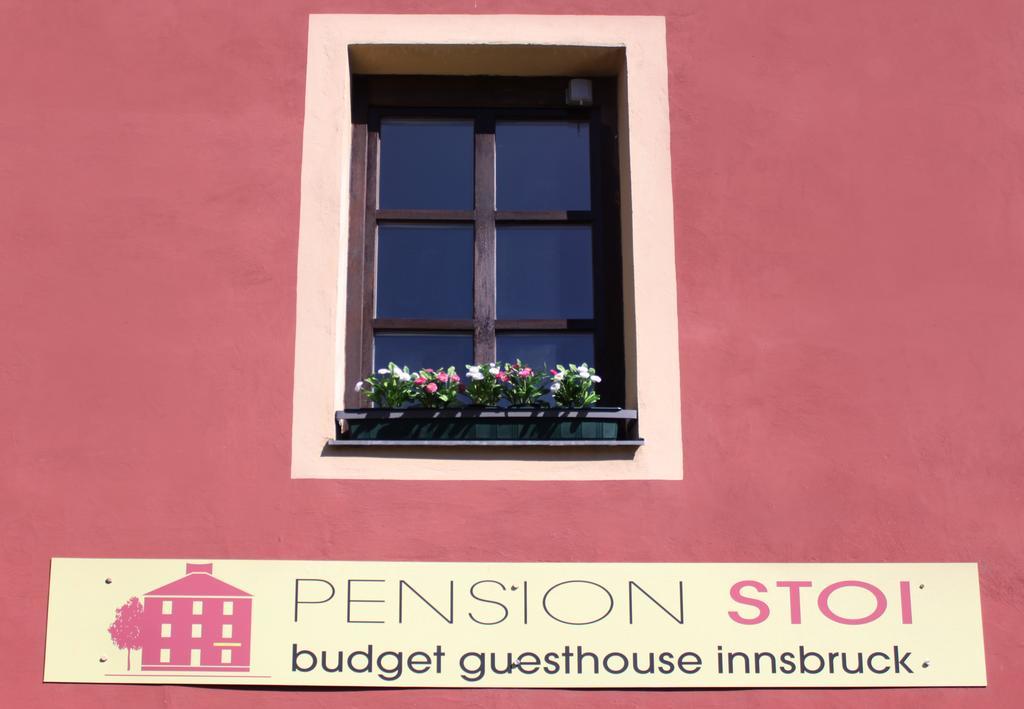 Pension Stoi budget guesthouse Innsbruck Extérieur photo